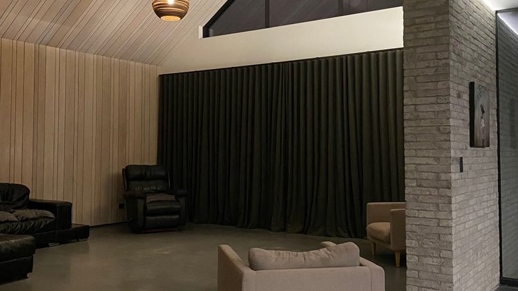 Holah Home -  Livingroom