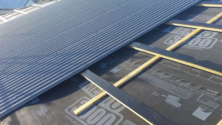 National Park Village Ski Hutt - Roof SOLITEX MENTO<sup>®</sup> 3000 connect