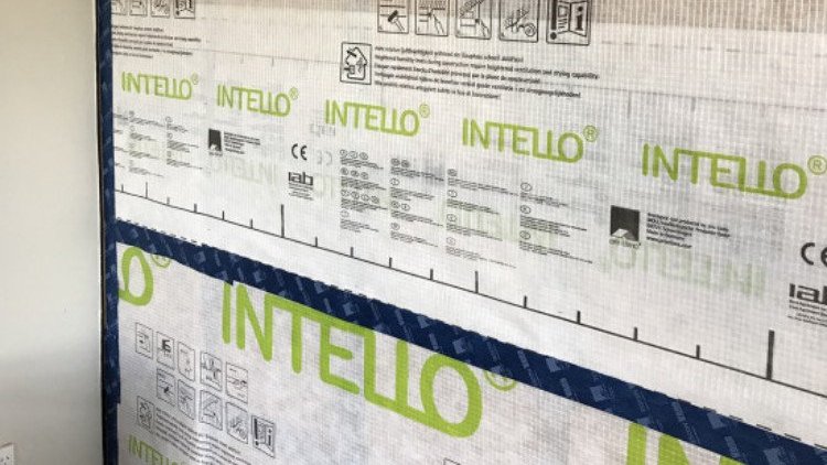 Kiwi House - Installation of TESCON<sup>®</sup> VANA Multi-Purpose Adhesive Tape with INTELLO<sup>®</sup> PLUS Intelligent Air Barrier