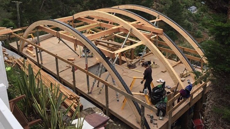 Taylors Mistake House - Curved Roof Supported by Laminated Timber Beams
