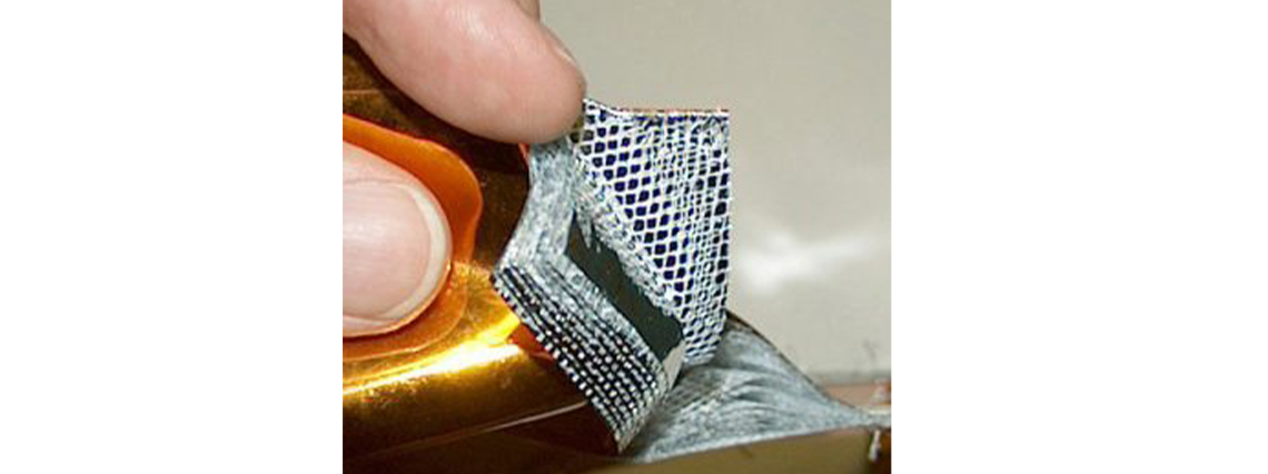 Aluminum surfaces (low-emissivity) are used within Multi-Layer-Insulation (MLI) in space stations
